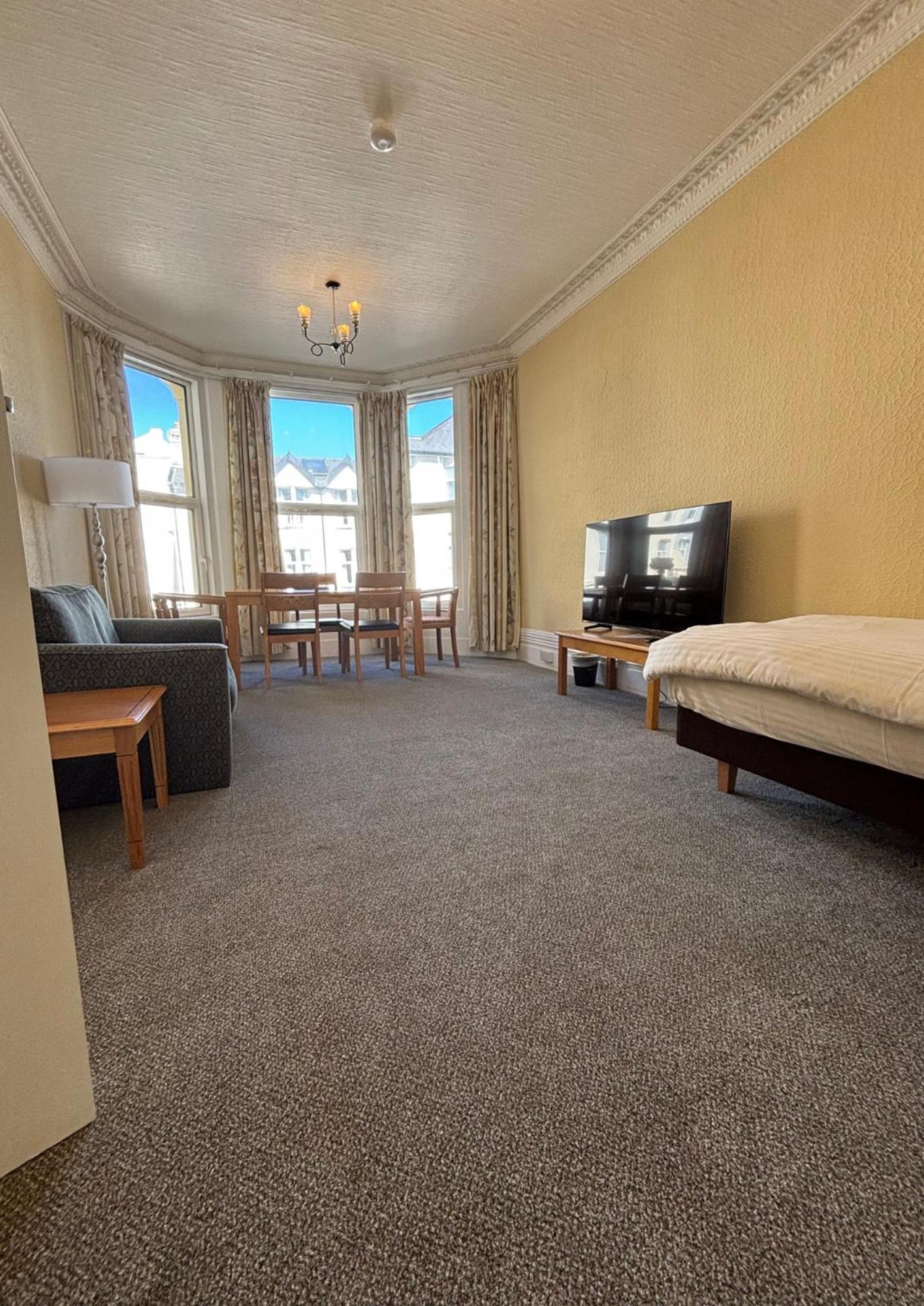 Welbeck Hotel & Apartments Douglas Dış mekan fotoğraf